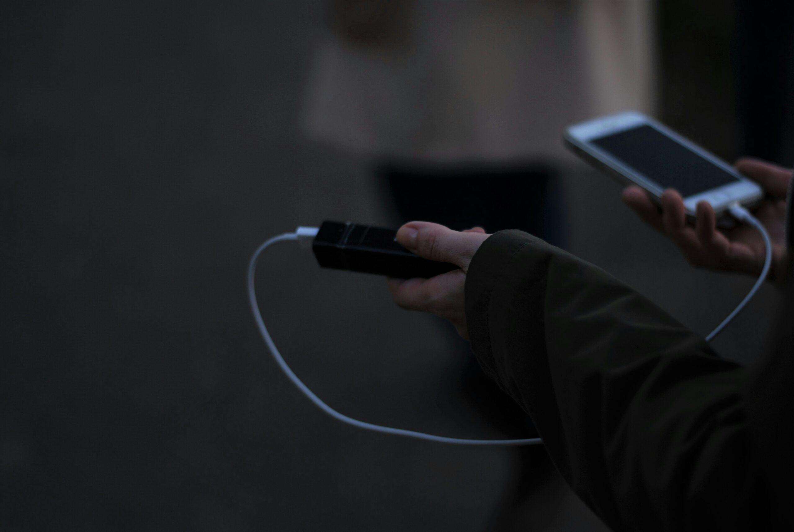 mobile phone technology - Photo by Reka Sarudi on Unsplash