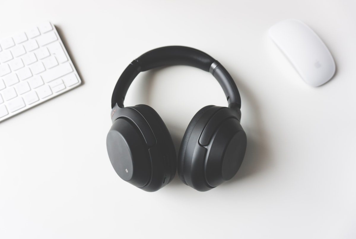 best noise-cancelling headphones